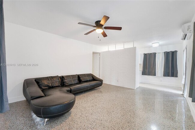 Foto del edificio - 1821 SW 11th Ct