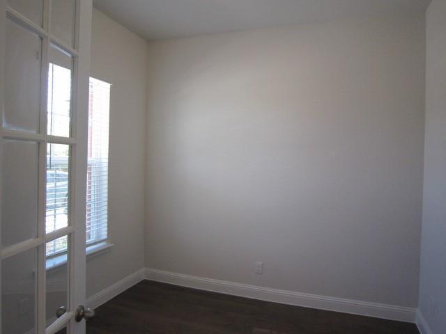Building Photo - 6221 Parker Blvd