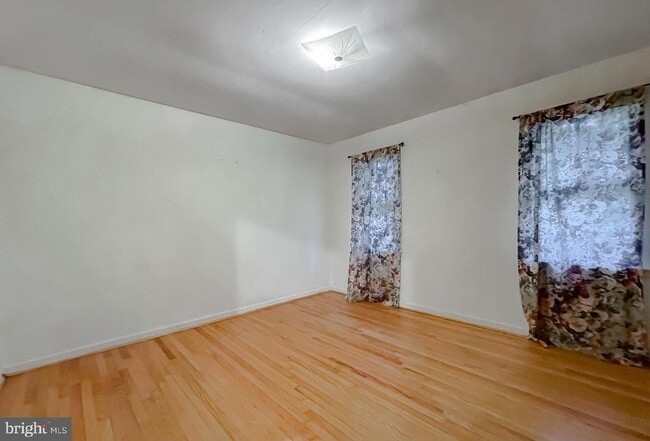 Building Photo - 9642 Charles St