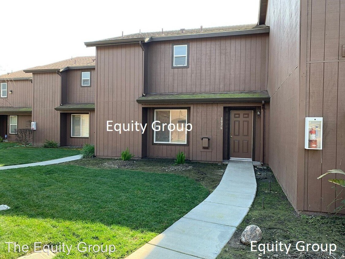 19431978 Preston Way, Corcoran, CA 93212 Room for Rent in Corcoran