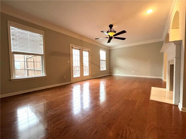 Foto del edificio - 10477 Holliwell Ct