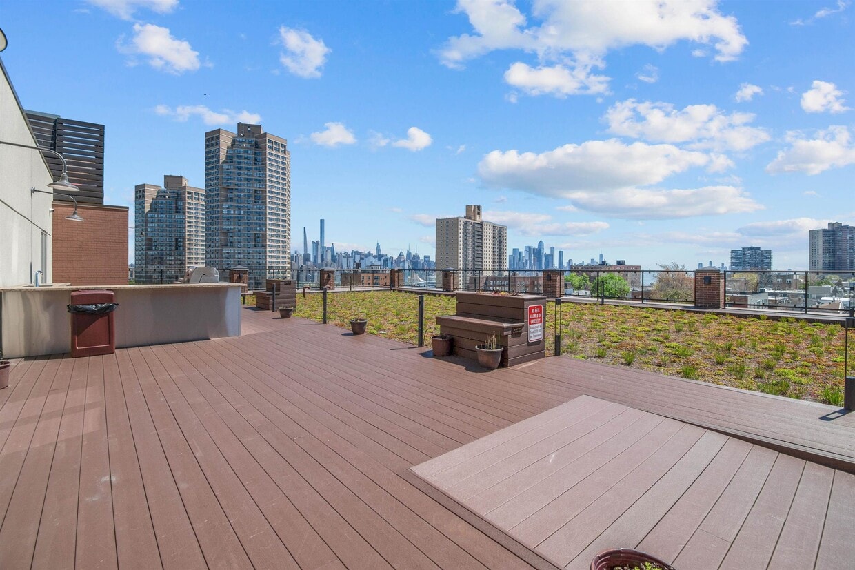 62 69th St Unit 206, Guttenberg, NJ 07093 Condo for Rent in