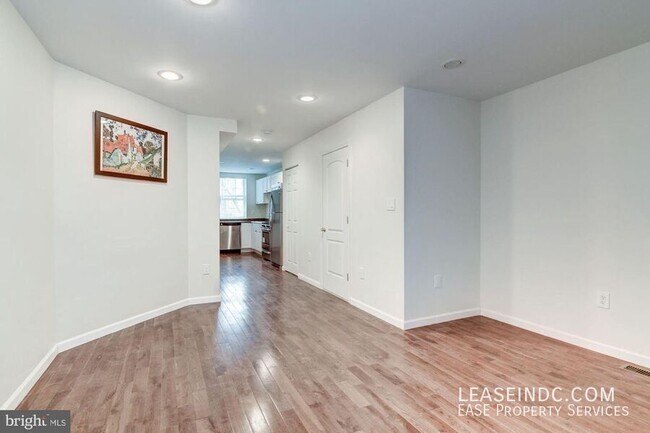Foto del edificio - 2916 Olive St NW
