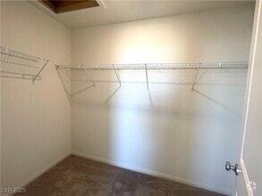 Building Photo - 8694 Glen Echo Ave
