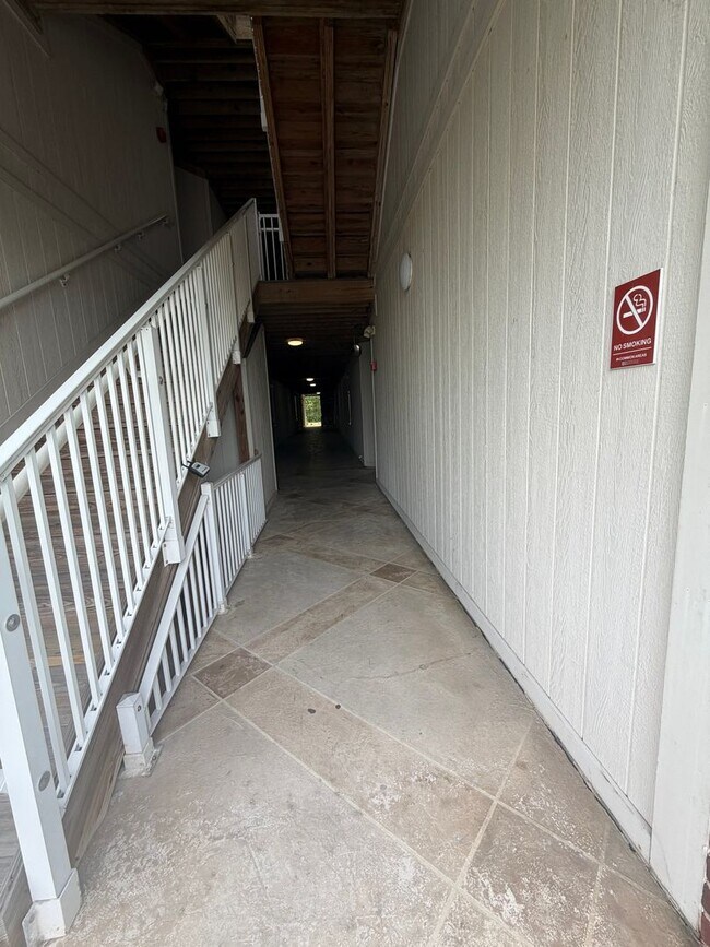 Foto del edificio - RIDGELY MANOR