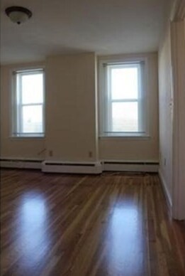 Building Photo - 135 Emerson St