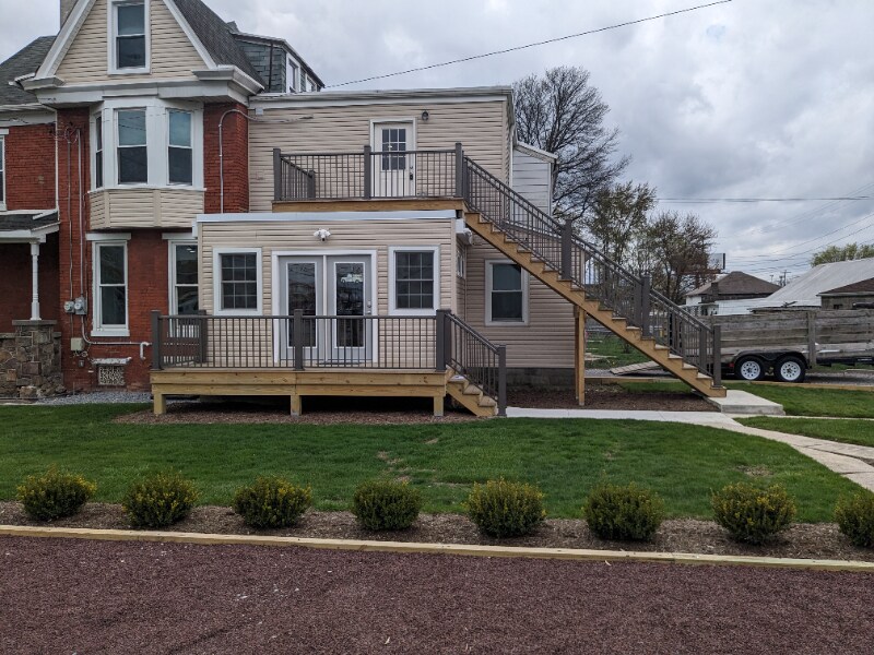Primary Photo - 4 Hummel Ave