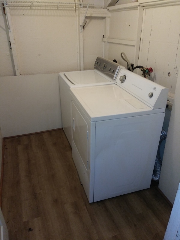 Building Photo - 2919 Evans Ave