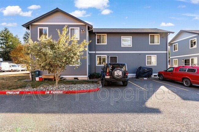 Building Photo - 5889 Cedar St