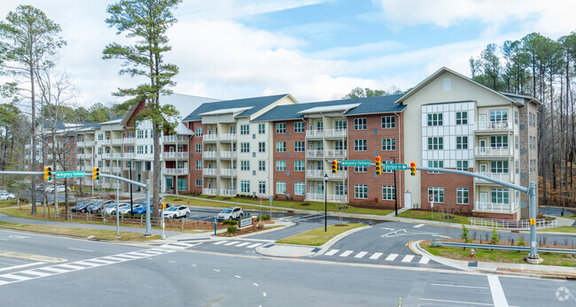 Building Photo - Atria Cary