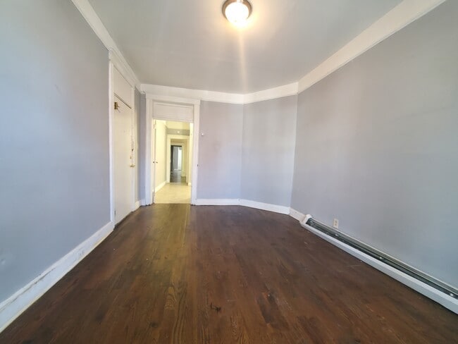 Building Photo - 69 Bostwick Ave