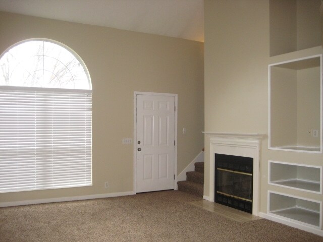 Foto del edificio - 3107 Creekview Ln