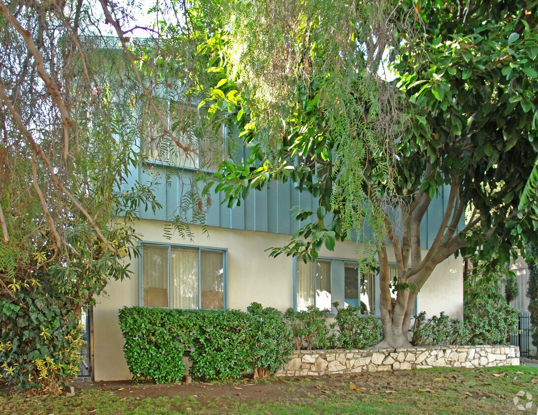 Foto del edificio - 1041 S Wooster St