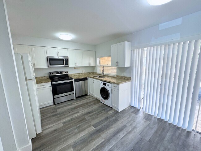 Foto del edificio - 4409 Treehouse Ln
