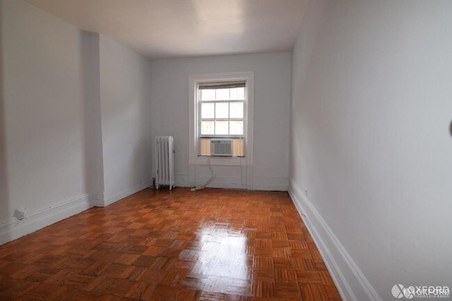 Building Photo - 516 Hudson Street