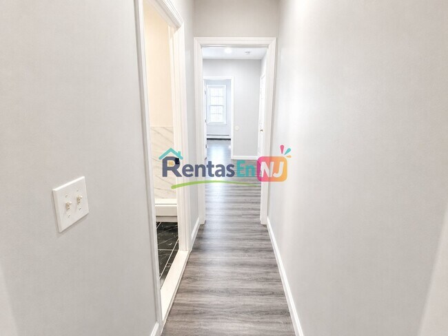 Foto del edificio - 450 S 13th St