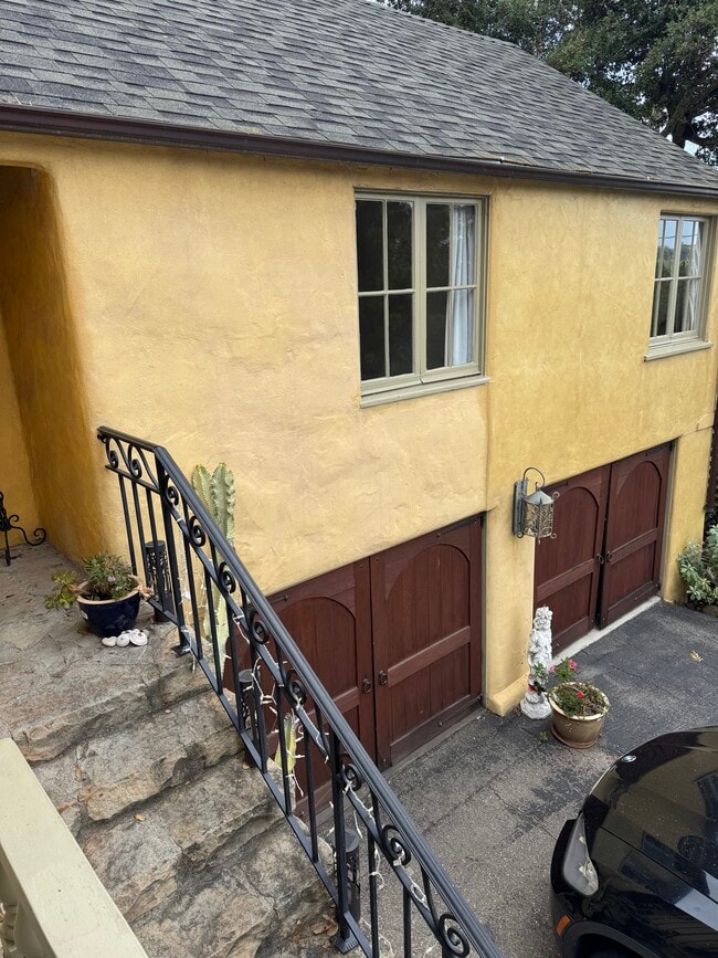 Building Photo - 848 Cheltenham Rd