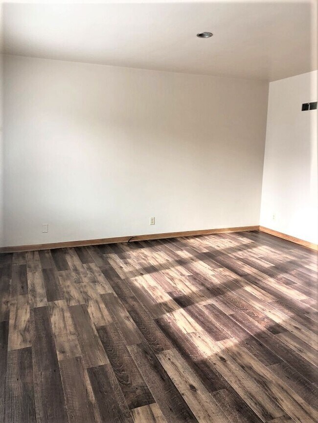 Foto del edificio - 800 W 23rd St