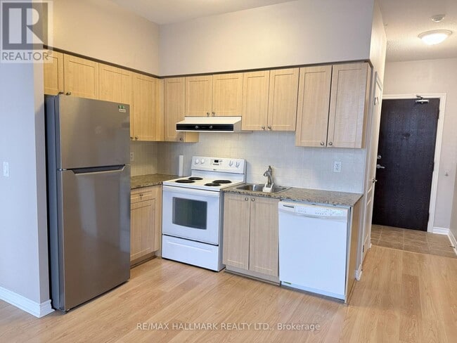 Building Photo - 15 N Park Rd