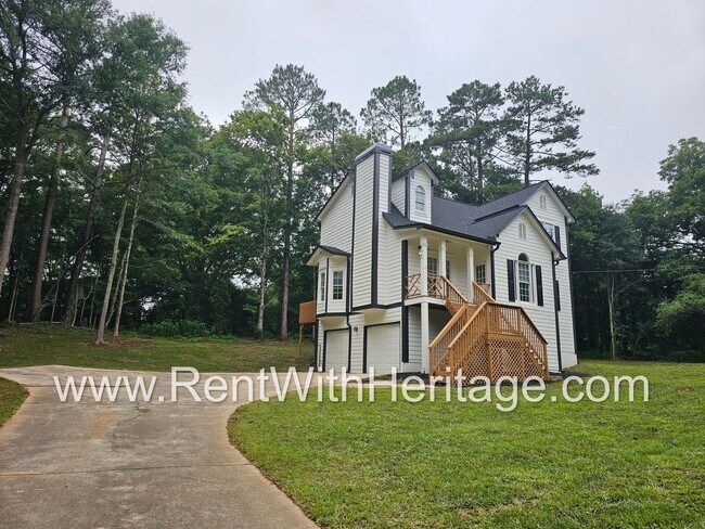 Building Photo - WOW!!!!.........WHAT A BEAUTIFUL HOME!!!.....