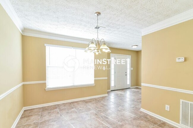 Foto del edificio - 4 Bedroom Pet-Friendly Home in Lithonia, G...