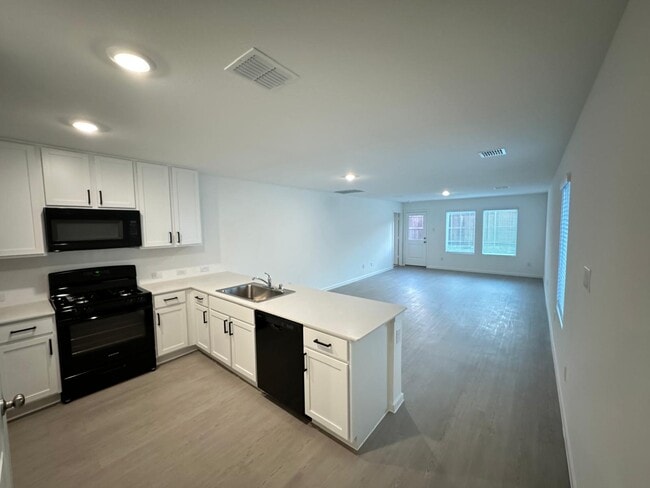 Building Photo - 3005 Burmese St