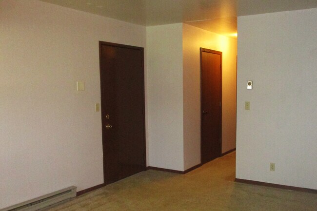 Building Photo - Highland Oglesby Apartments