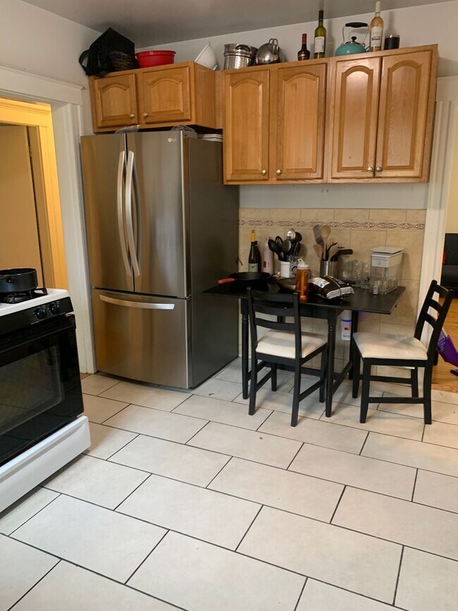 Foto del edificio - 94 Wallingford Rd