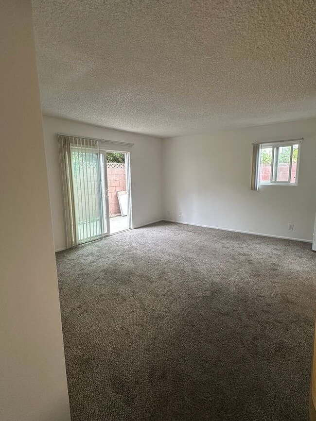 Building Photo - 140 Van Nuys Ave