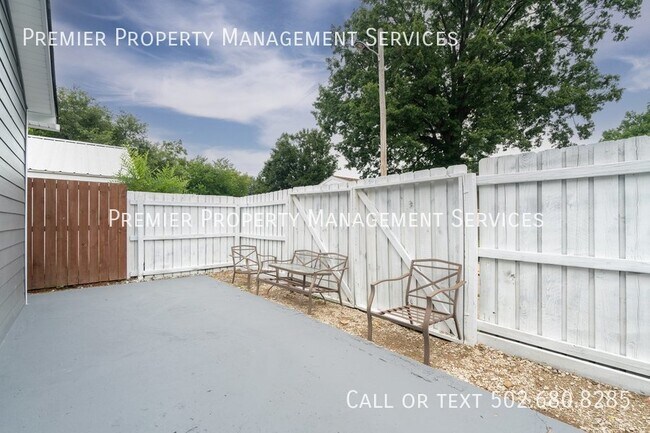 Foto del edificio - 921 Brentwood Ave