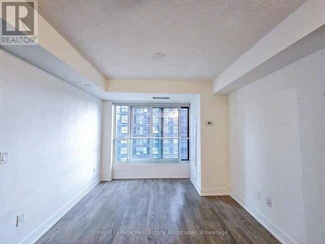 Building Photo - 7 Mabelle Ave