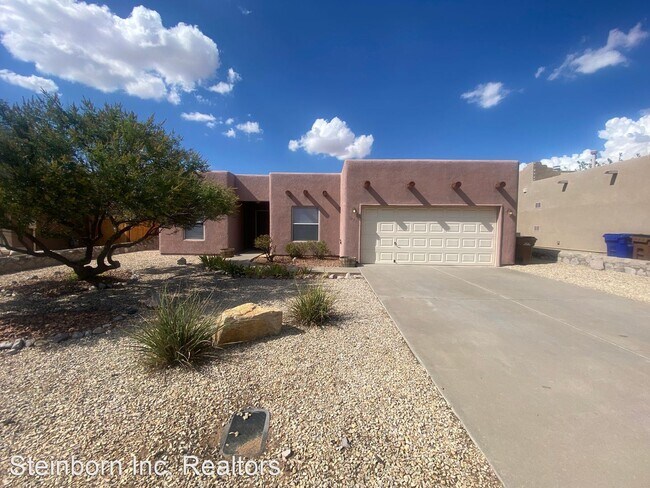 Building Photo - 3 br, 2 bath House - 5071 Calle Verde