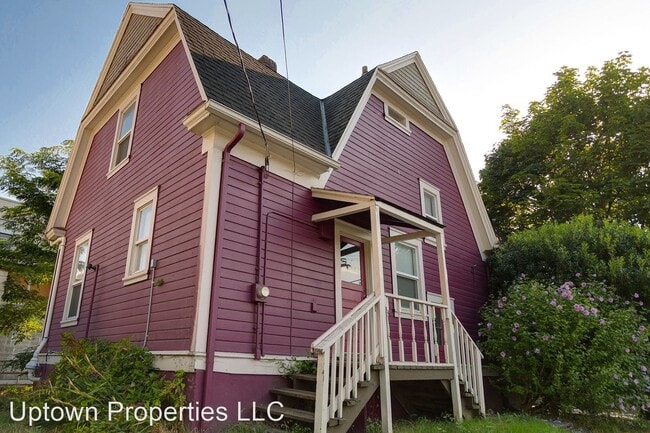 Foto del edificio - 3 br, 1.5 bath House - 202 SE 8th Ave