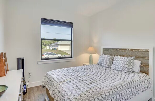 Foto del edificio - 3113 Wyola Ave