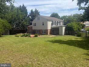 Building Photo - 8512 Doyle Dr