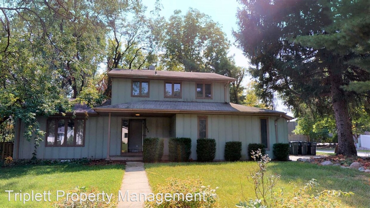 Primary Photo - 3 br, 2.5 bath House - 4624 Westbend