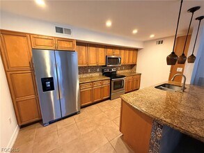 Building Photo - 12750 Equestrian Cir