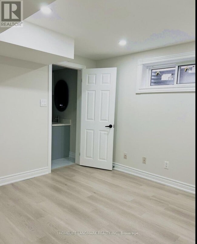 Building Photo - 144 Raymerville Dr