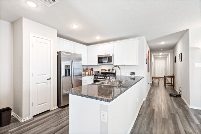 Building Photo - 13726 Locklear Way