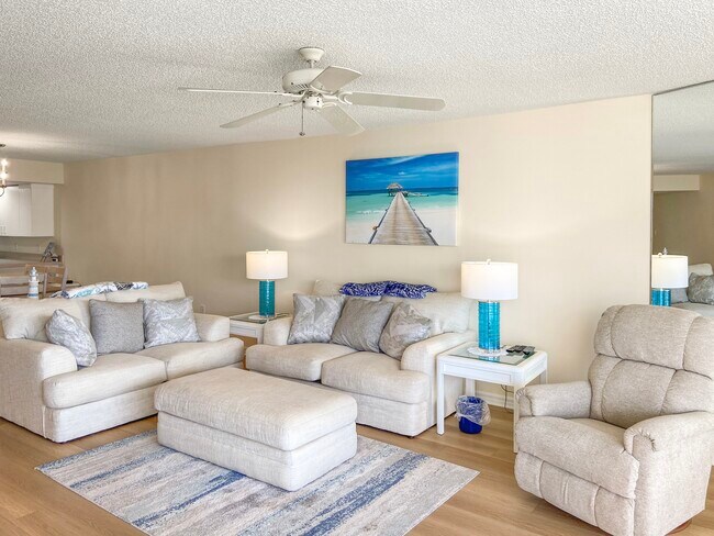 Foto del edificio - 6650 Sunset Way