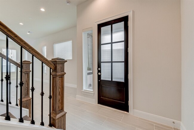 Foto del edificio - 2716G Grand Fountains Dr