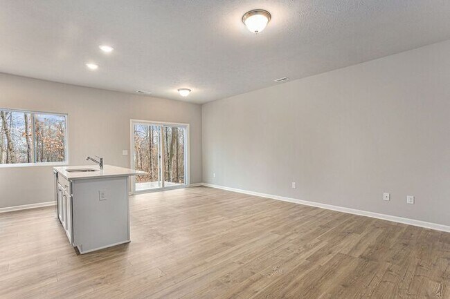 Foto del edificio - 1305 Timber Hollow Ct