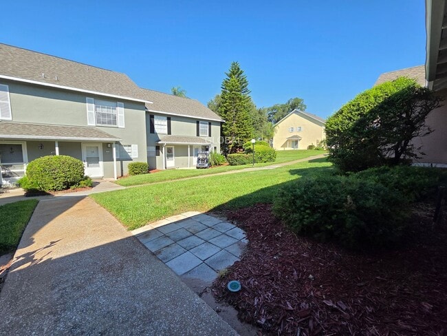 Foto del edificio - Charming 2-Bed, 2-Bath Condo Minutes from ...