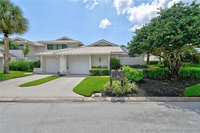 Building Photo - 5636 SE Foxcross Pl