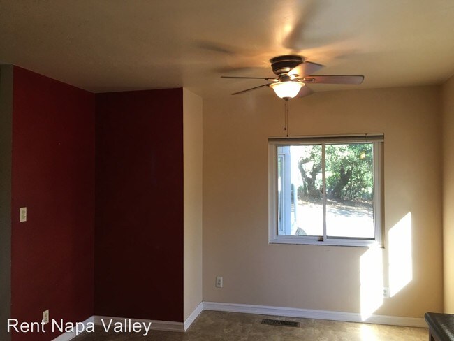 Building Photo - 3 br, 1 bath House - 574 Liparita Ave