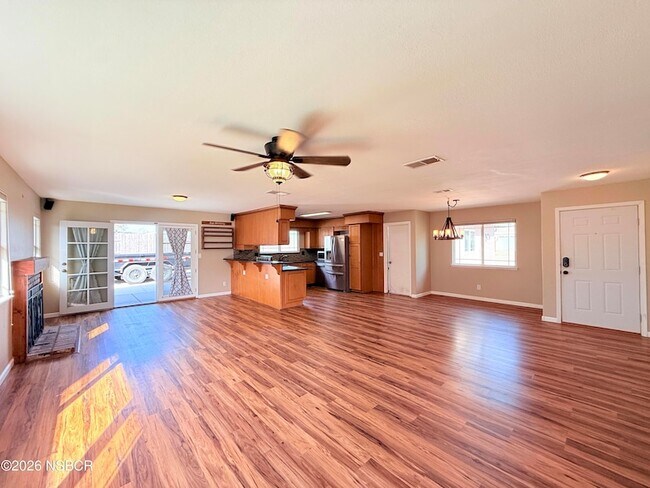 Foto del edificio - 4031 Hillview Rd