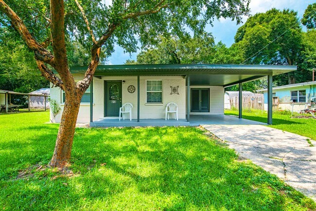 Foto del edificio - 613 Edgecliff Dr