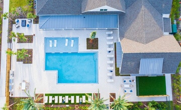 Primary Photo - Olea Beach Haven