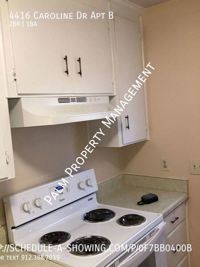Foto del edificio - 4416 Caroline Dr
