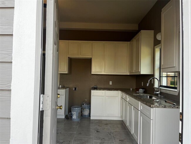 Foto del edificio - 141 County Rd 725